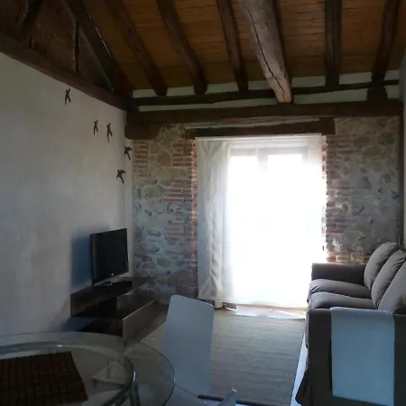 Rural Con Jacuzzi Cabanas de Polendos